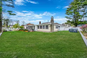 122 McKinley St, Brentwood, NY 11717 - Photo 40