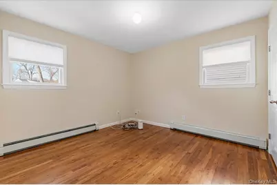 10 Maple Road, Huntington Station, NY 11746 - Photo 14