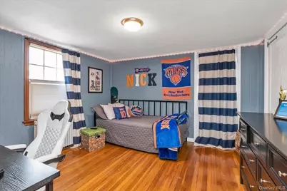 140 Cadman Avenue, Babylon, NY 11702 - Photo 16