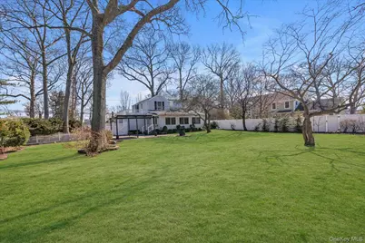 140 Cadman Avenue, Babylon, NY 11702 - Photo 20