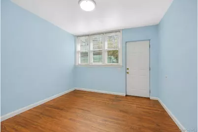 152 Livingston Avenue, Yonkers, NY 10705 - Photo 8