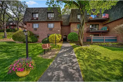 3 Briarcliff Drive S #9, Ossining, NY 10562 - Photo 1