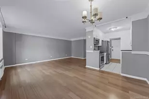 43-25 Douglaston Pkwy, Little Neck, NY 11363 - Photo 10