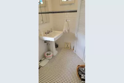 14713 Willets Point Boulevard, Whitestone, NY 11357 - Photo 12