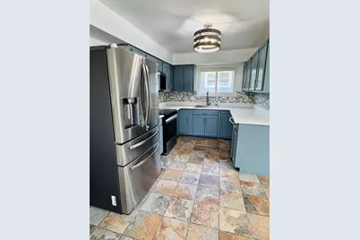 231 Fir Grove Road, Ronkonkoma, NY 11779 - Photo 2