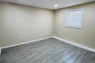 231 Fir Grove Rd, Ronkonkoma, NY 11779 - Photo 6