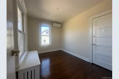55 Sea Cliff Avenue, Sea Cliff, NY 11579 - Photo 6