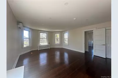 55 Sea Cliff Avenue, Sea Cliff, NY 11579 - Photo 2