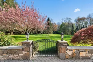 1 Redbrooke Pl, Armonk, NY 10504 - Photo 34