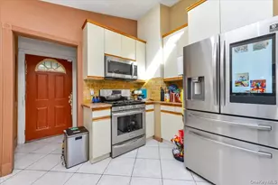 17-02 Clintonville St, Whitestone, NY 11357 - Photo 4