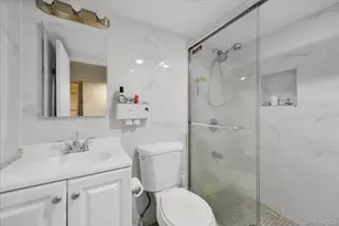 17-02 Clintonville St, Whitestone, NY 11357 - Photo 10