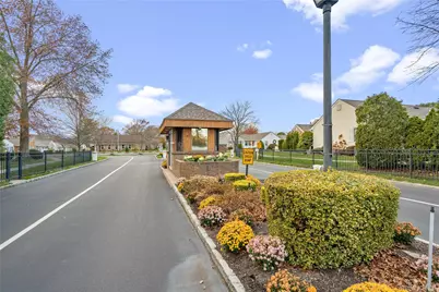 109 Revere Drive, Sayville, NY 11782 - Photo 32
