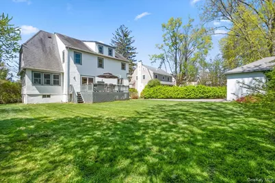 337 Heathcote Road, Scarsdale, NY 10583 - Photo 28