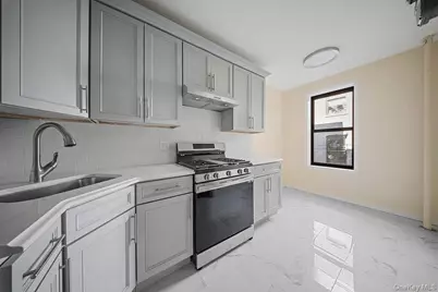 1372 Shakespeare Avenue #4C, Bronx, NY 10452 - Photo 2