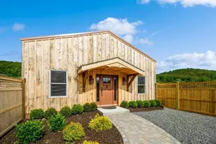 101 Duncan Rd, Lagrangeville, NY 12540 - Photo 6