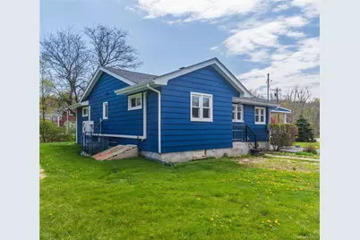 129 Mill Street, Wallkill, NY 12589 - Photo 8