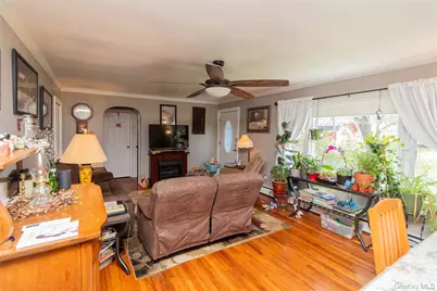 129 Mill Street, Wallkill, NY 12589 - Photo 12
