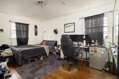 525 E Beech Street #1st Fl, Long Beach, NY 11561 - Photo 8
