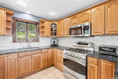155 W Lakeshore Drive, Carmel, NY 10512 - Photo 10