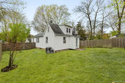 14 7th Street, Wading River, NY 11792 - Photo 10