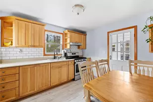 14 7th St, Wading River, NY 11792 - Photo 8