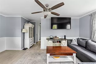 14 7th St, Wading River, NY 11792 - Photo 2