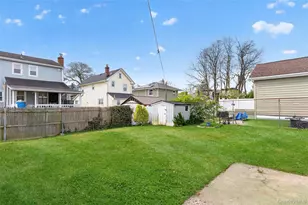 463 Louis Ave, Floral Park, NY 11001 - Photo 24