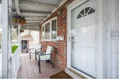 635 Revere Avenue, Bronx, NY 10465 - Photo 2