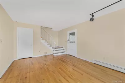 26 Fairview Avenue, White Plains, NY 10603 - Photo 6