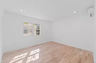 145-90 226th St, Springfield Gardens, NY 11413 - Photo 16