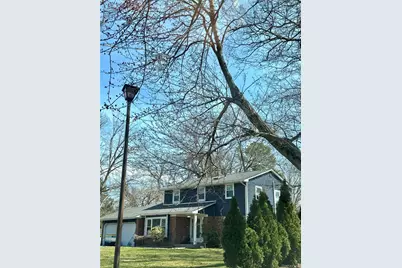 8 Chauncey Lane, Coram, NY 11727 - Photo 4