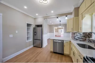 24 W Dover Street, Valley Stream, NY 11580 - Photo 28