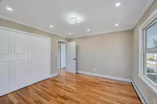 24 W Dover St, Valley Stream, NY 11580 - Photo 34