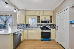 24 W Dover St, Valley Stream, NY 11580 - Photo 26