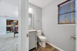 29 Harwood Way, Coram, NY 11727 - Photo 16