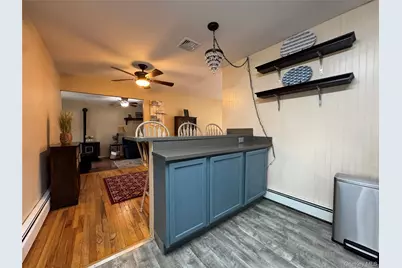60 Syracuse Avenue, Medford, NY 11763 - Photo 18