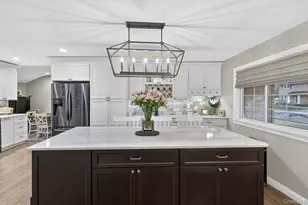 19 Shelton Ct, Commack, NY 11725 - Photo 4