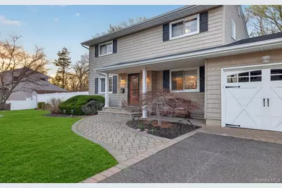 19 Shelton Court, Commack, NY 11725 - Photo 1