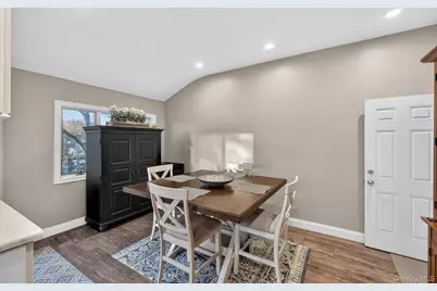 19 Shelton Court, Commack, NY 11725 - Photo 10