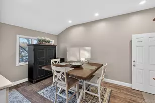 19 Shelton Ct, Commack, NY 11725 - Photo 10