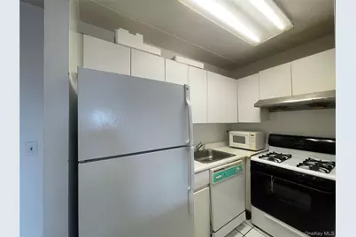 97-12 63rd Drive #8B, Rego Park, NY 11374 - Photo 6