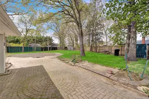 11 Hollo Dr, Holbrook, NY 11741 - Photo 28