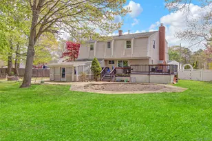 11 Hollo Dr, Holbrook, NY 11741 - Photo 30