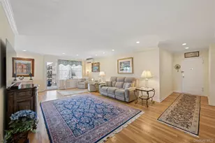 162-01 Powells Cove Blvd, Whitestone, NY 11357 - Photo 2