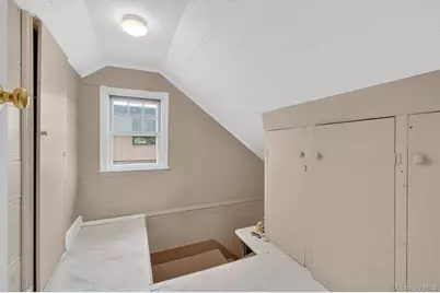 371-373 Verplanck Avenue, Beacon, NY 12508 - Photo 26