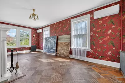 34 Winnebago Road, Yonkers, NY 10710 - Photo 10