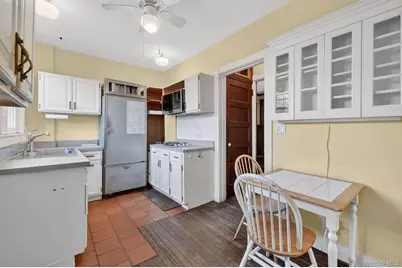 34 Winnebago Road, Yonkers, NY 10710 - Photo 18