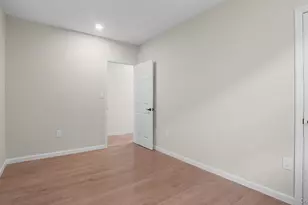 4518 Richardson Ave, Bronx, NY 10470 - Photo 16