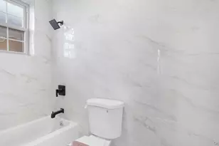 4518 Richardson Ave, Bronx, NY 10470 - Photo 22