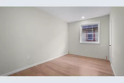 4518 Richardson Avenue, Bronx, NY 10470 - Photo 14